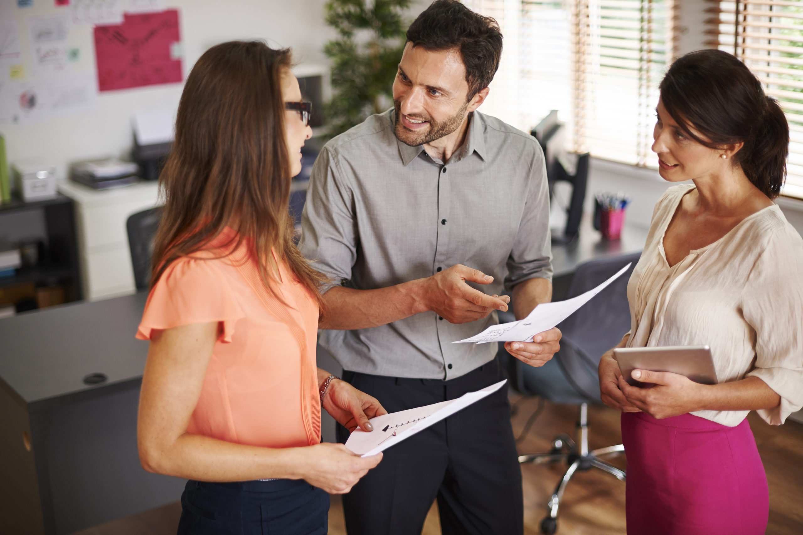 ¿Cómo influye la comunicación en el clima laboral de tu empresa?