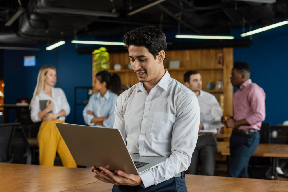 Portal del Colaborador en Rex+: Conoce todos sus beneficios para las empresas peruanas